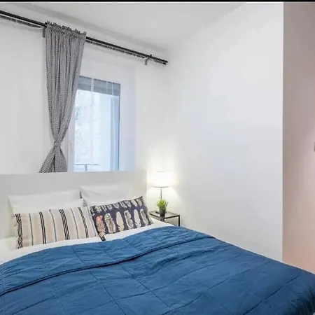 2br & 2balcony By Nw *