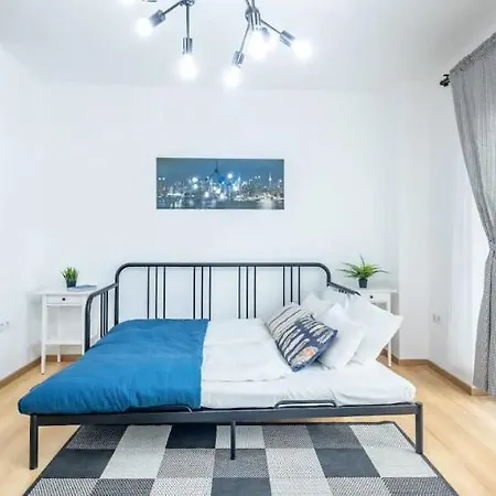 Appartement 2br & 2balcony By Nw Budapest