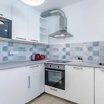 2br & 2balcony By Nw 公寓