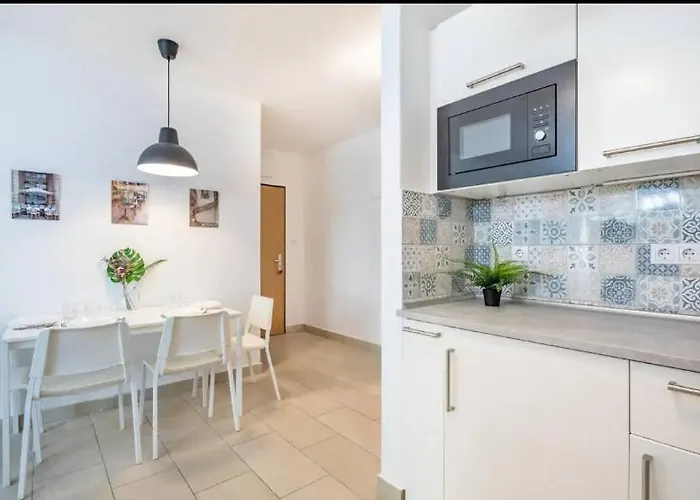 2br & 2balcony By Nw Apartamento *