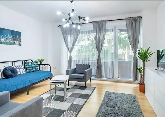 2br & 2balcony By Nw *