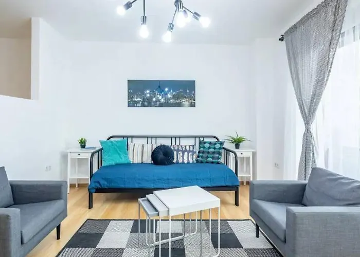 Apartament 2br & 2balcony By Nw *
